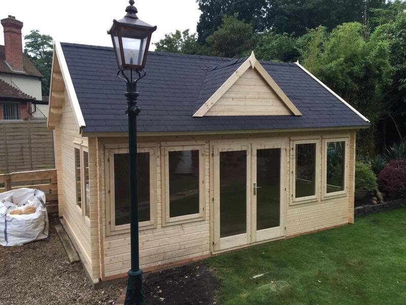 Crowthorne Clockhouse Cabin