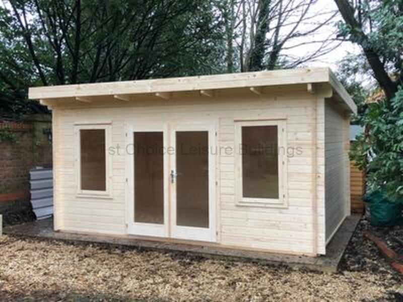 Maidenhead Pent Cabin