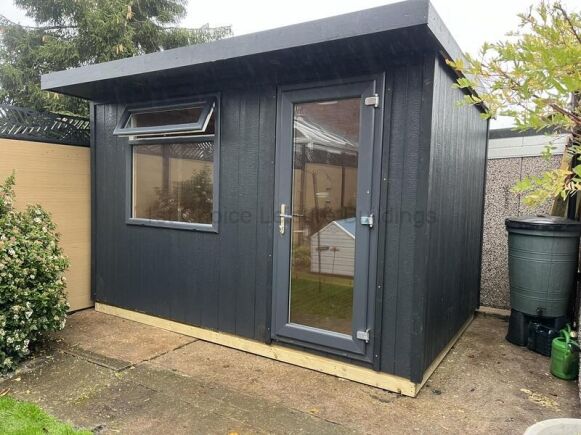 Royal Bletchley Pent Garden Room Office, under 2.5m tall